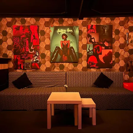 Casa 70 * Бухарест